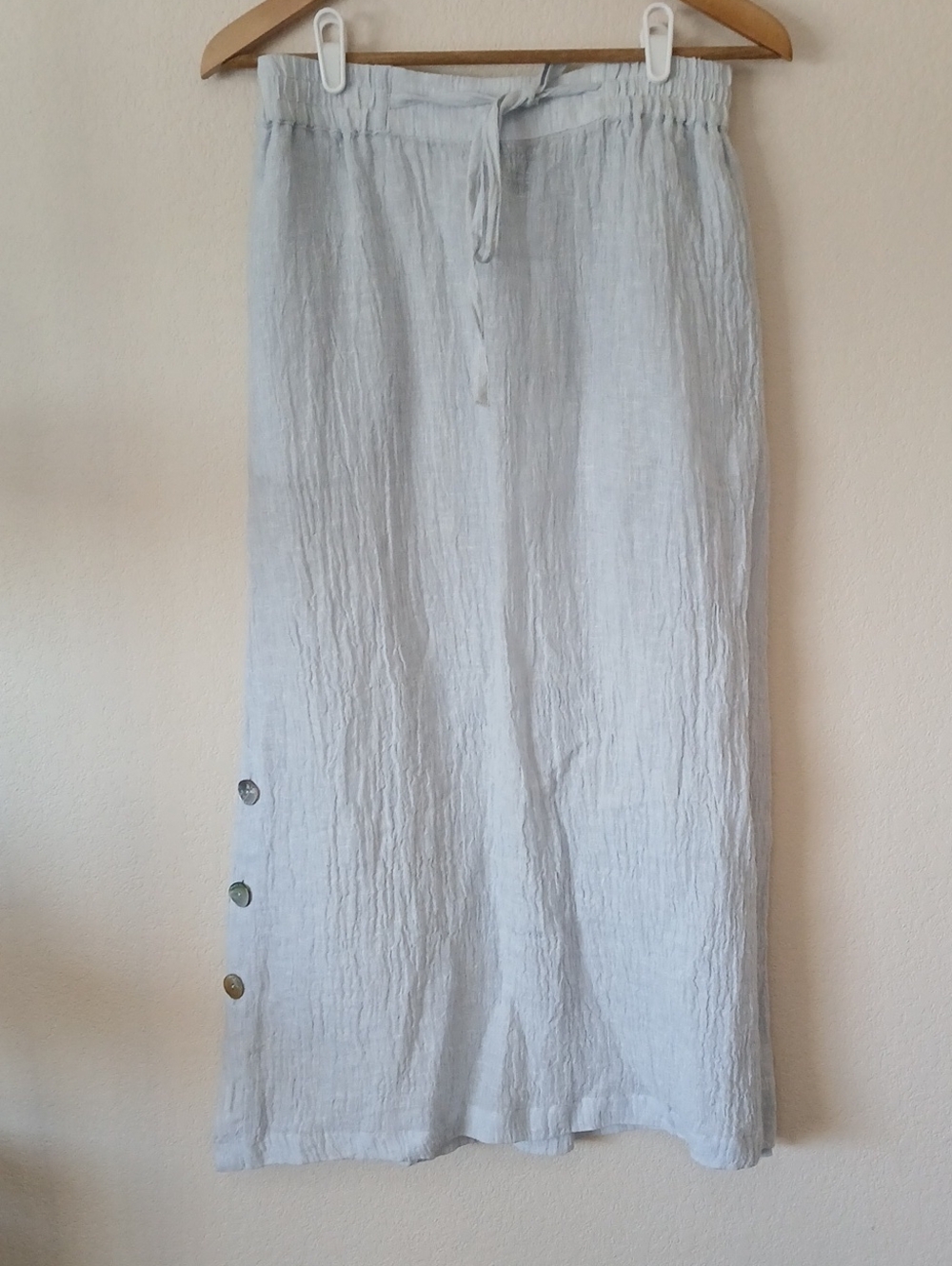 Tahari Light Blue Crinkle 100% Linen Midi Skirt